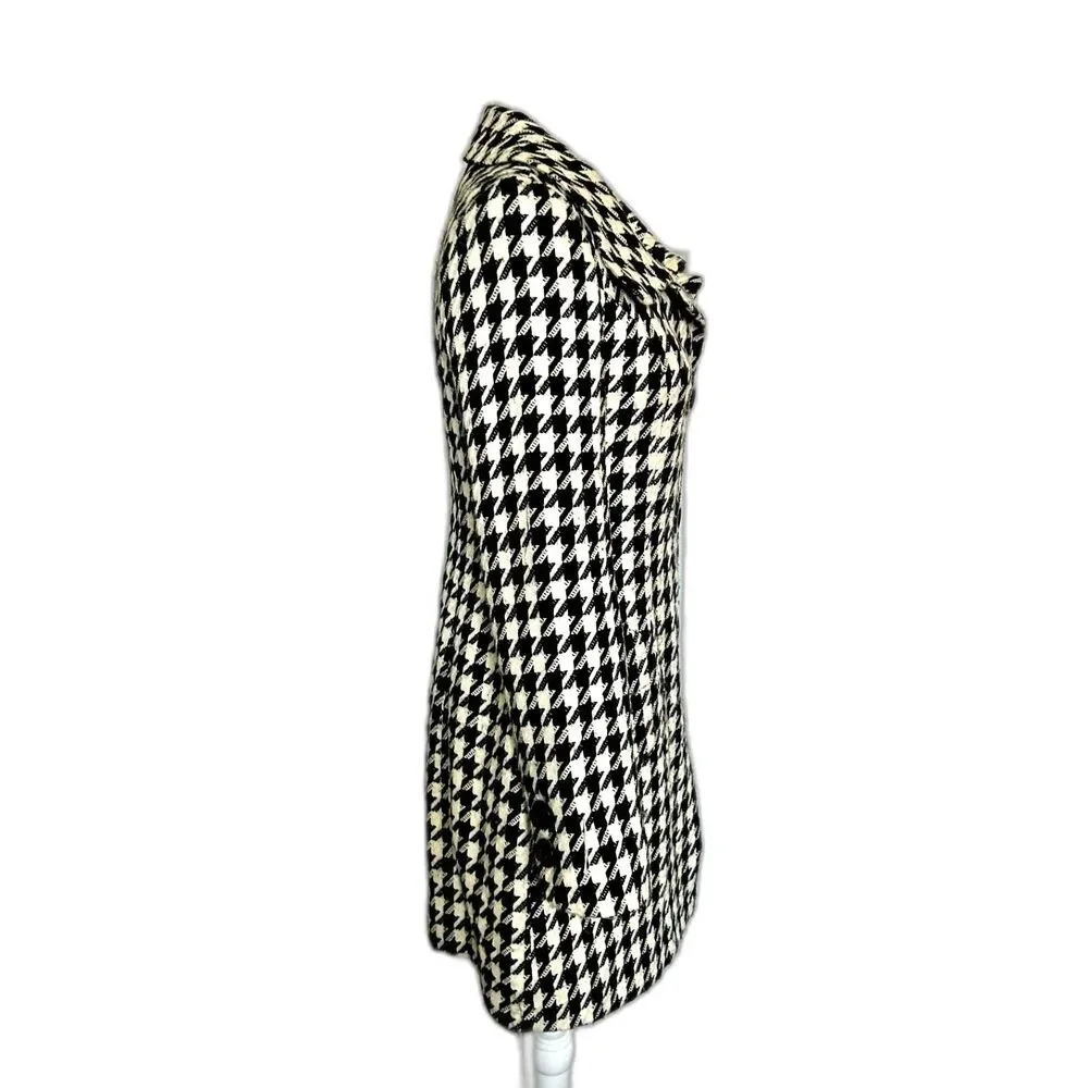 Christa Taylor Brand Houndstooth Coat with Large Buttons Size S